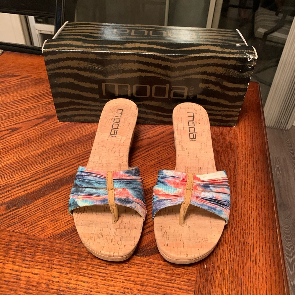Mods blue fabric wedge